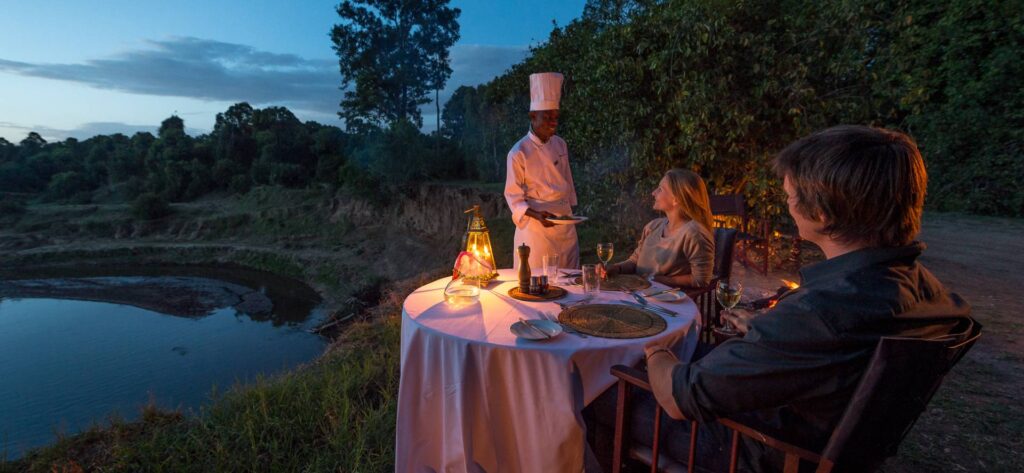 Bush Meals & Sun-downers: A Taste of the Wild on Tanzania Safaris