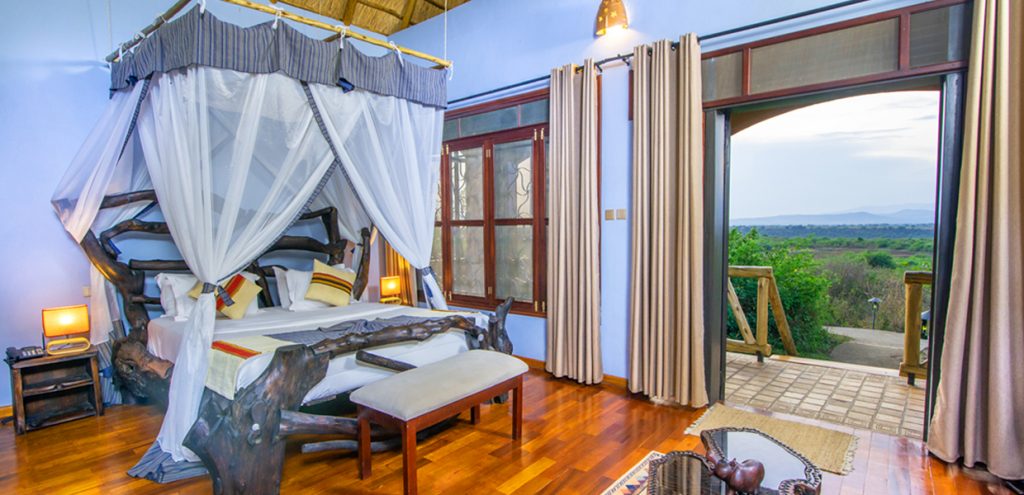 Buffalo Safari Lodge: Your Gateway to Uganda’s Wild Heart in Queen Elizabeth National Park